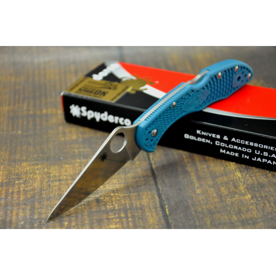 Складной нож Spyderco Delica Flat Ground Blue 11FPK390