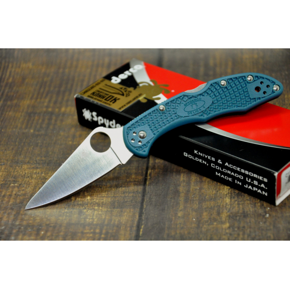 Складной нож Spyderco Delica Flat Ground Blue 11FPK390